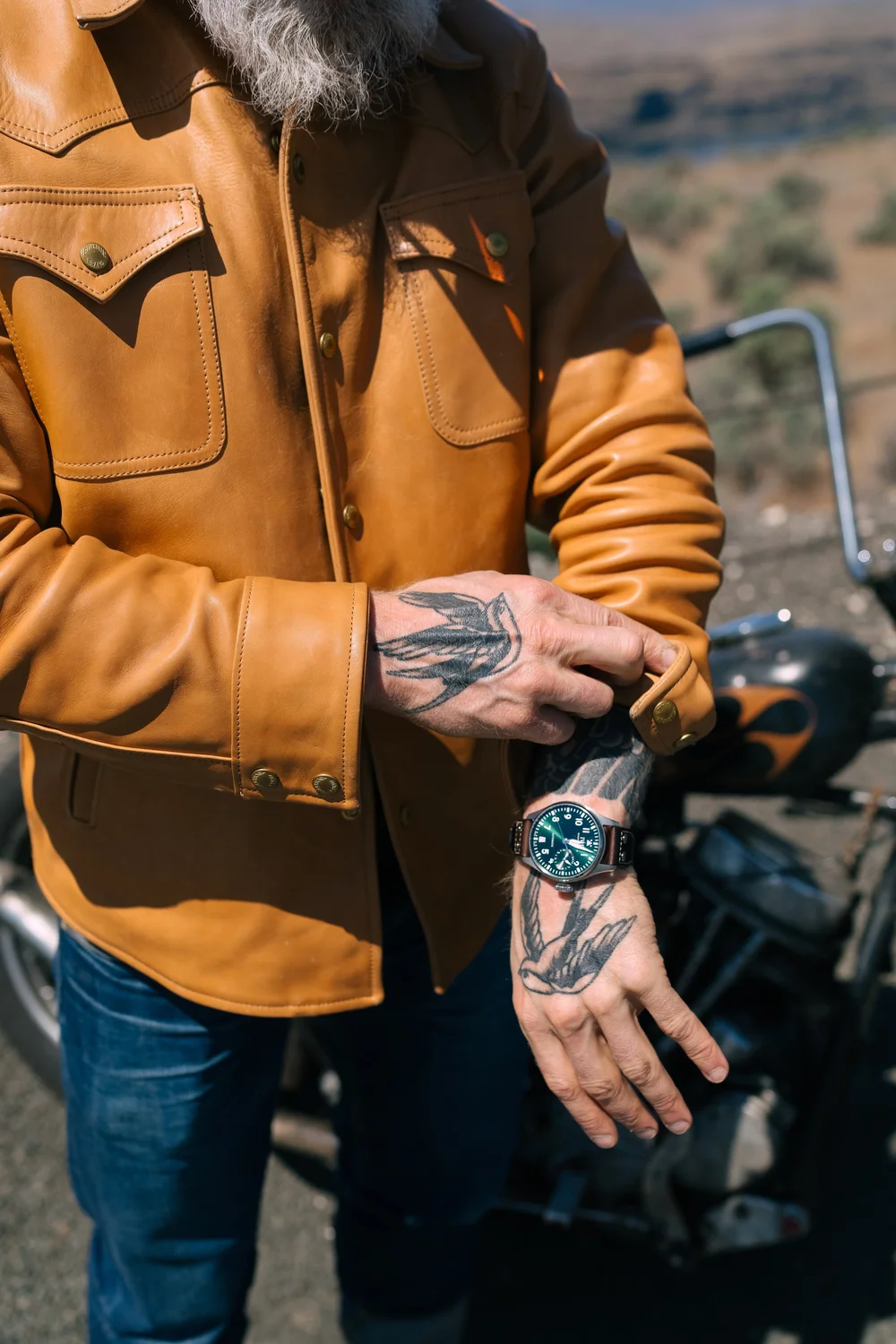 Black Bear Brand - SADDLE Western Pocket Horween Horsehide